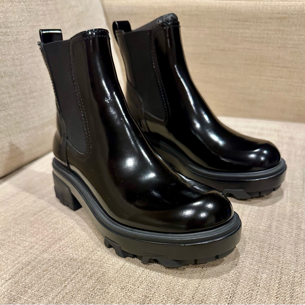 Rag & Bone Black Shiloh Patent Chelsea Lug Boots 39